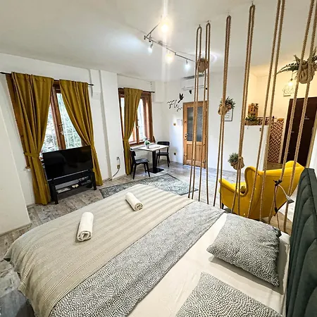 Beautiful Place In Slovakia Old Town Center With Ac * Pressburg